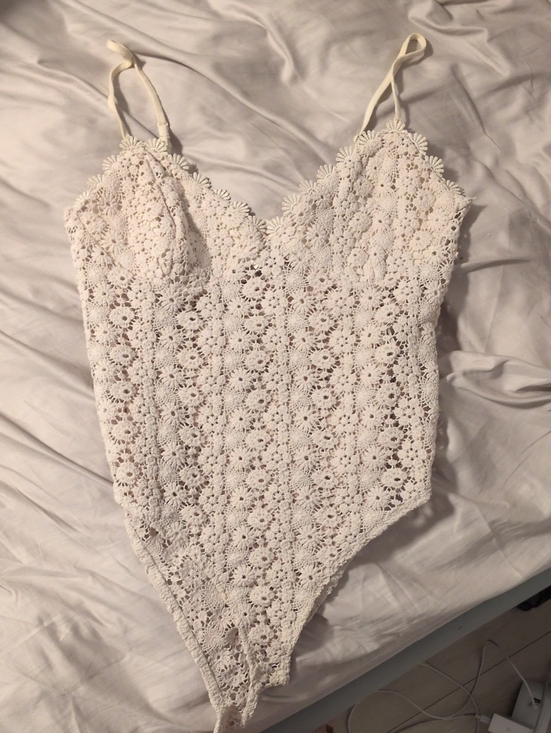 H&M Tops - H&M Cream Crochet Tank Top with Floral Motif